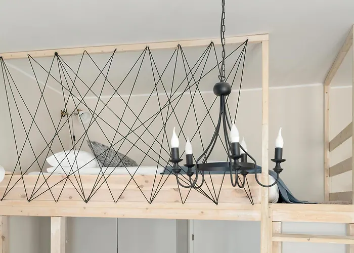 Cosy With Mezzanine In Close To The Old Market Square By Renters 포즈난